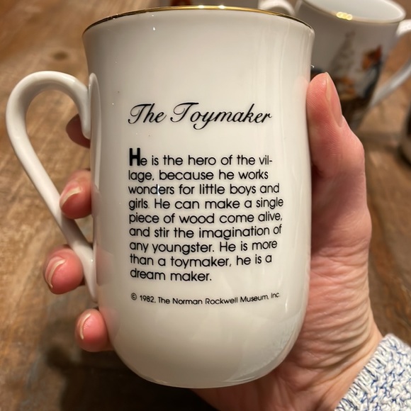Norman Rockwell Mug Set - Picture 2 of 7
